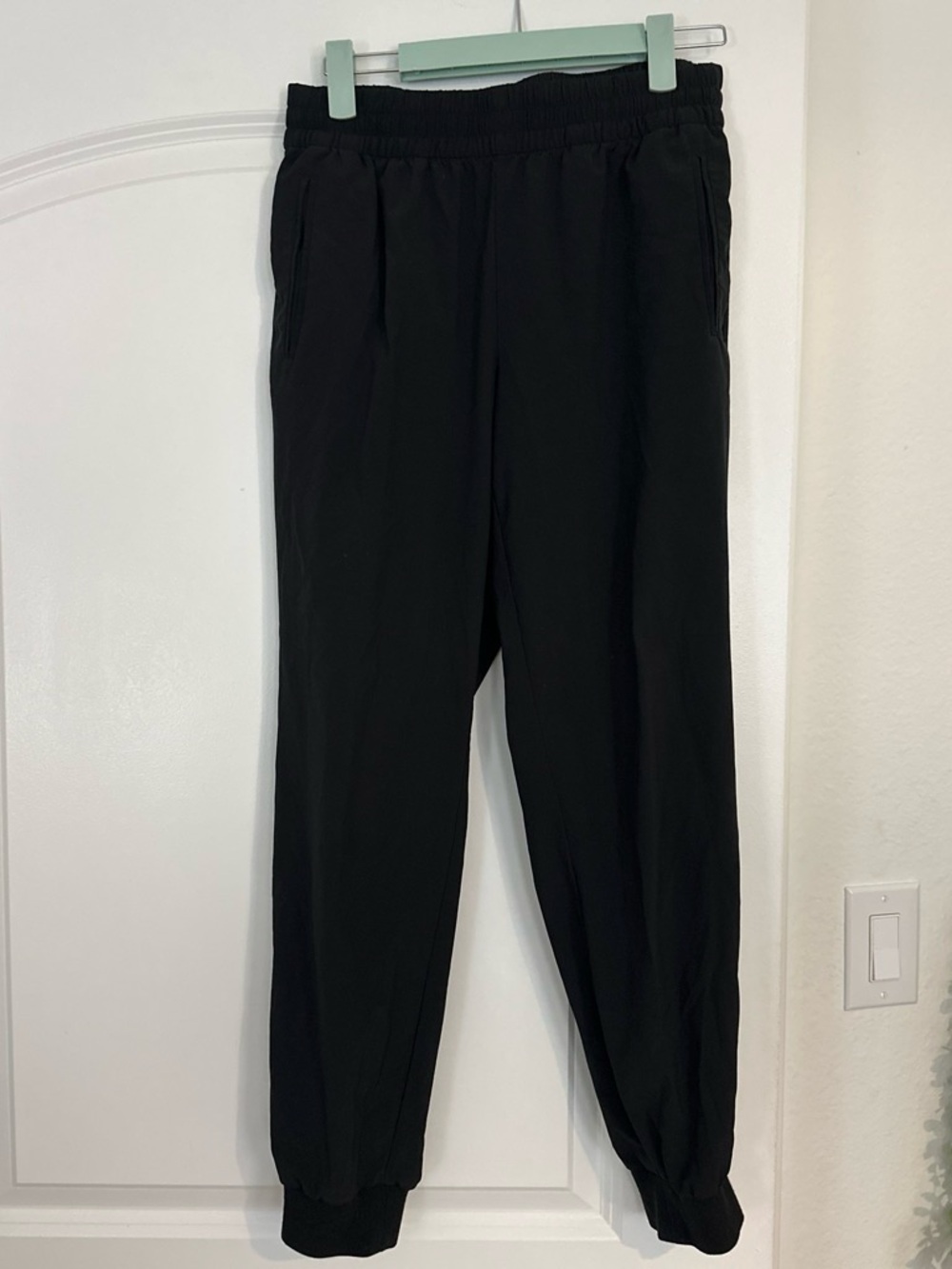 Women’s Banana Republic Airstretch Joggers